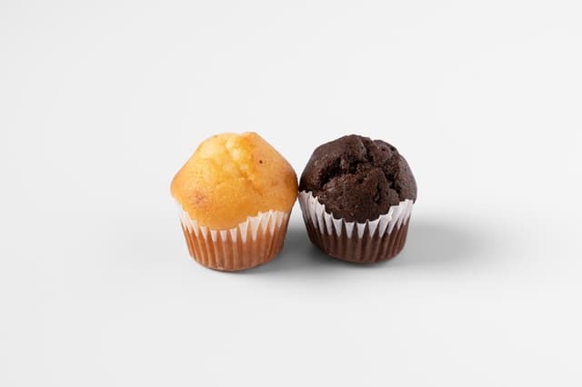 MINI MUFFIN DE VAINILLA, LIMÓN Y DOBLE CHOCOLATE
