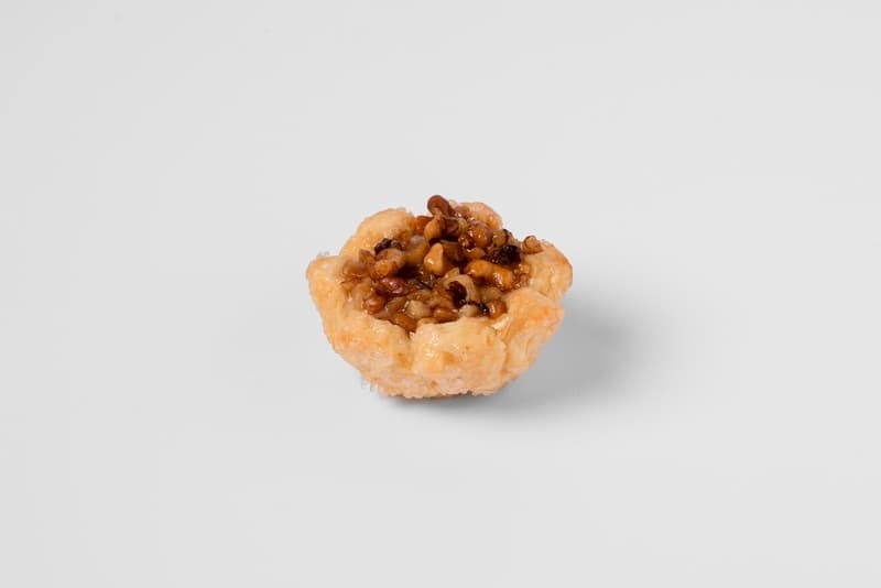 CESTITAS DE HOJALDRE DE CREMA DE MIEL Y NUECES