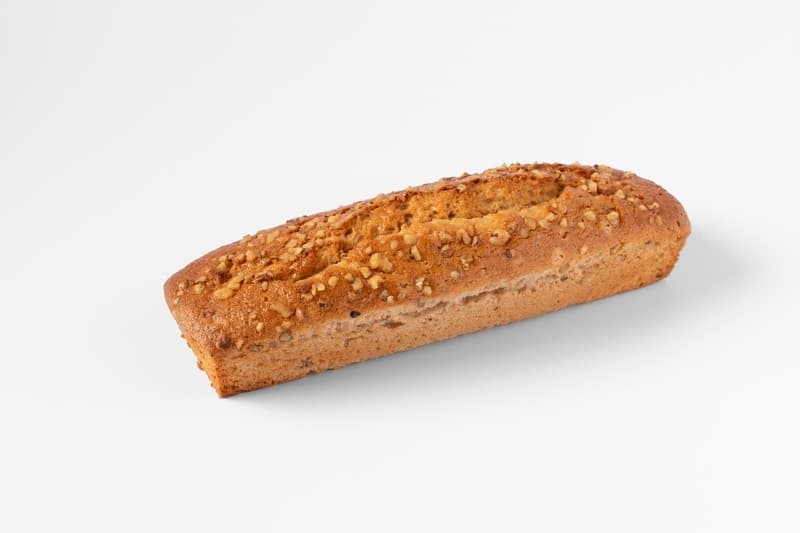 PLUM CAKE NUECES