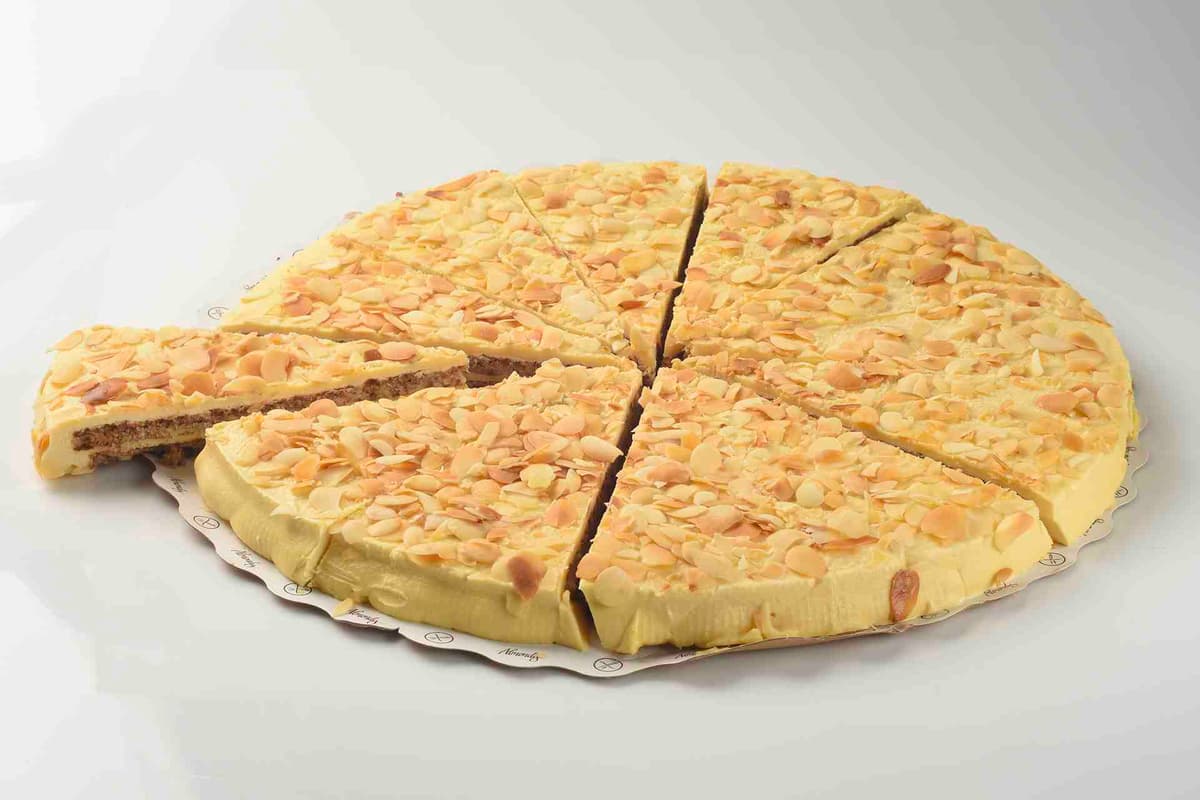 TARTA SWEDISH CAKE